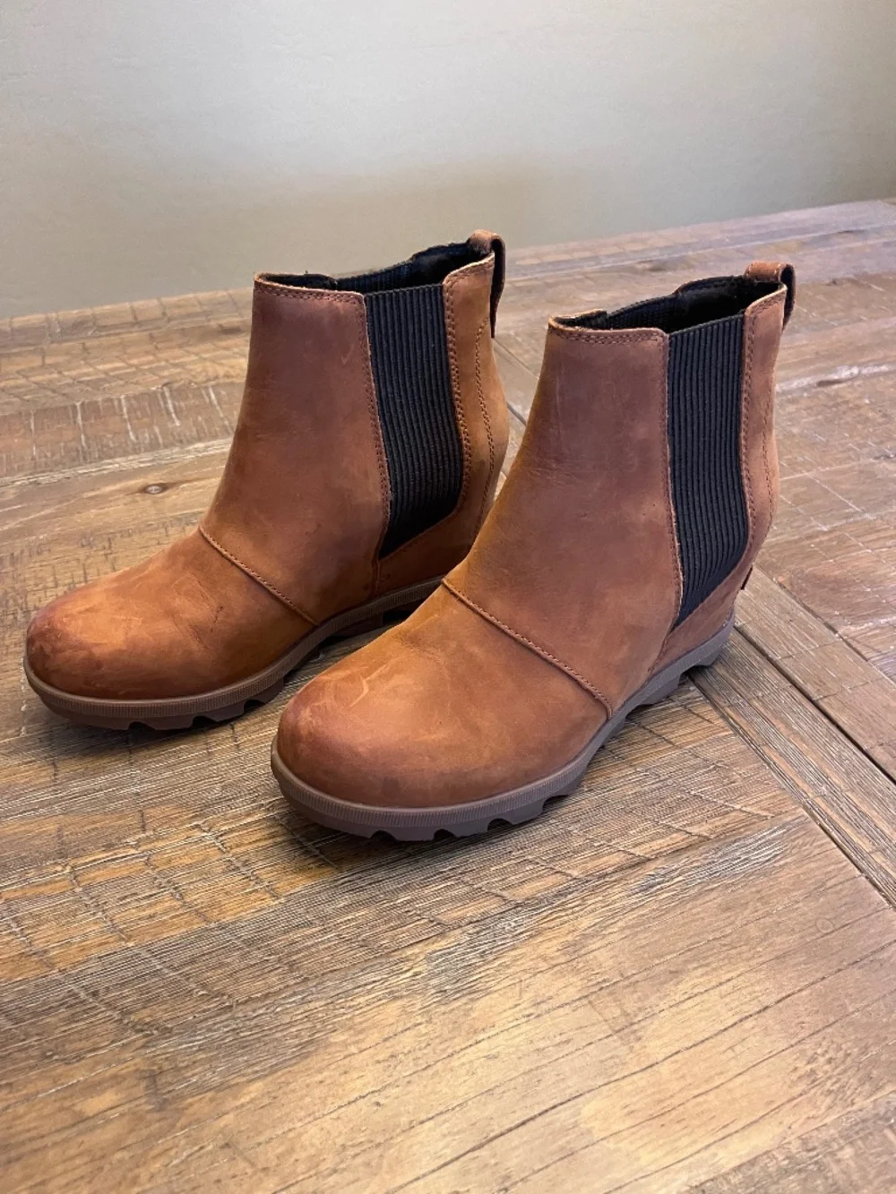 Sorel Joan of Arctic Wedge Chelsea boot